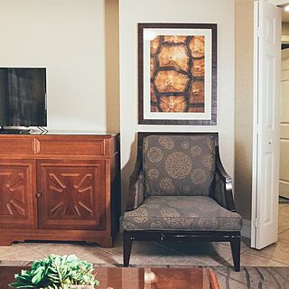 Holiday Inn Club Vacations at Orange Lake Resort - River Island — Sample Signature villa living area