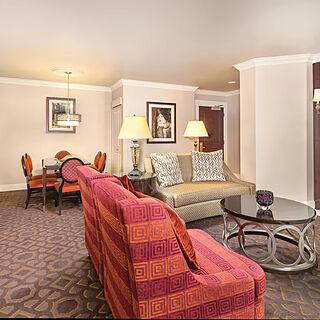 WorldMark Seattle - The Camlin — Sample living area