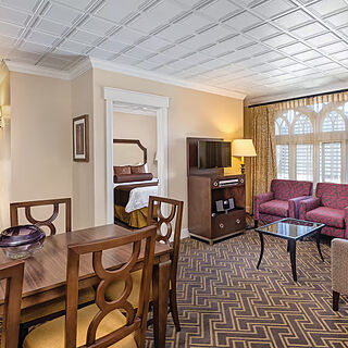 WorldMark Seattle - The Camlin — Sample living area