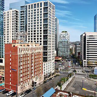 WorldMark Seattle - The Camlin — Exterior