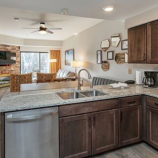The Ridge Tahoe — Sample Ridge Pointe kitchen