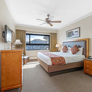 The Ridge Tahoe — Sample Ridge Tahoe bedroom