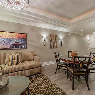 Holiday Inn Club Vacations at South Beach Resort — Sample villa living area