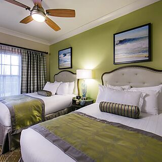 Holiday Inn Club Vacations at South Beach Resort — Sample villa bedroom