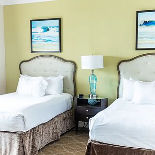 Holiday Inn Club Vacations at South Beach Resort — Sample villa bedroom
