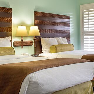WorldMark Orlando Kingstown Reef — Sample villa bedroom