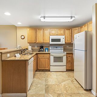 Lawai Beach Resort — Sample kitchen