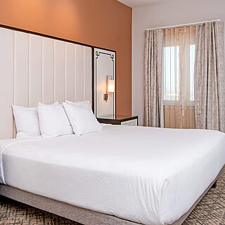 WorldMark Anaheim &mdash; Sample bedroom