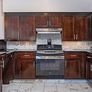 WorldMark Anaheim &mdash; Sample kitchen