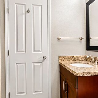 Holiday Inn Club Vacations at Desert Club Resort — Sample two-bedroom deluxe villa bathroom
