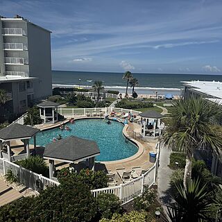 Plantation Island — Pool area