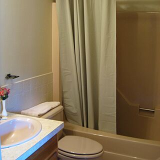 Guess bathrom