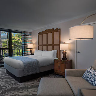 Marriott's Maui Ocean Club - Molokai, Maui & Lanai Towers &mdash; Sample bedroom