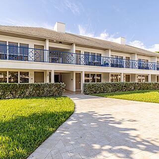 Courtyard Building 3