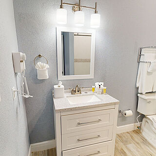 Morritt's Grand Resort — Sample bathroom