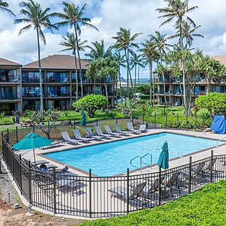 Pono Kai &mdash; Pool area