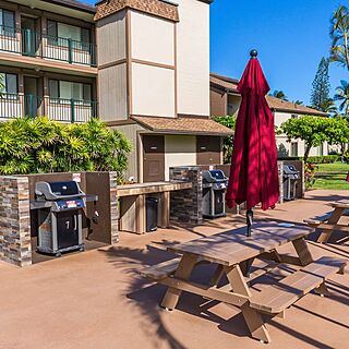 Pono Kai &mdash; Picnic and grill area