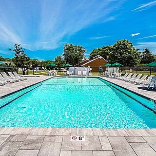 Brewster Green — Pool