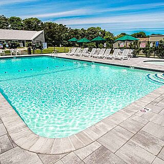 Brewster Green — Pool