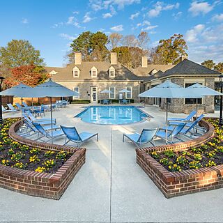 Marriott's Manor Club - Sequel — Outdoor pool area