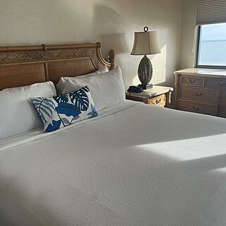 Eagle's Nest Beach Resort — Sample bedroom