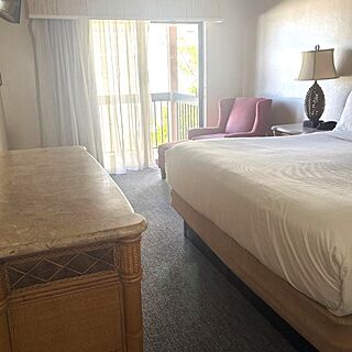 Eagle's Nest Beach Resort — Sample bedroom