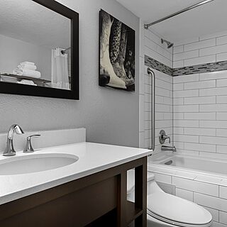 Club Wyndham Riverside Suites &mdash; Sample studio bathroom