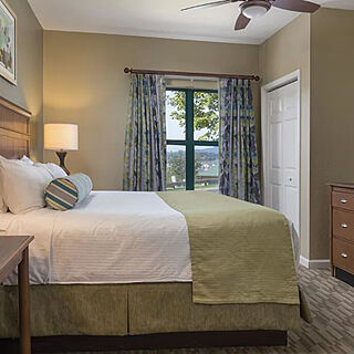 Club Wyndham Smoky Mountains — Sample bedroom