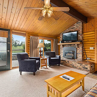 Breezy Point Timeshare — Sample living room