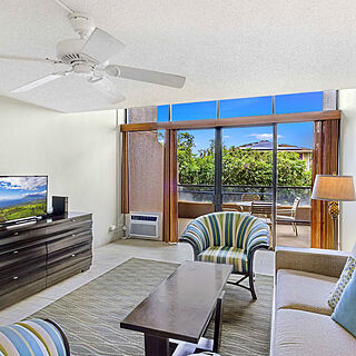 Kahana Villa Resort — Sample living room