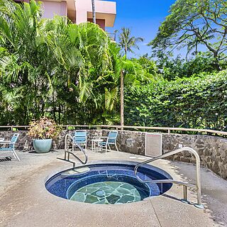 Kahana Villa Resort — Hot tub