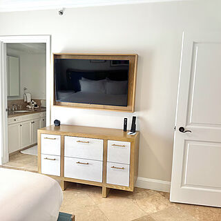 The Ritz-Carlton Club, St. Thomas — Sample residence bedroom