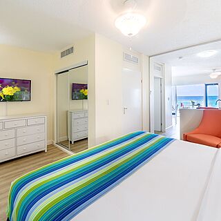 La Vista Beach Resort — Sample bedroom