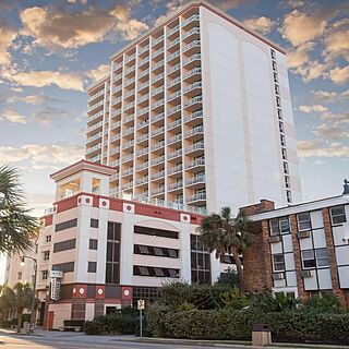Carolina Grande &mdash; Exterior
