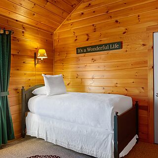 Rangeley Lake Resort — Sample bedroom