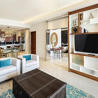 Garza Blanca Resort & Spa Los Cabos — Sample living room