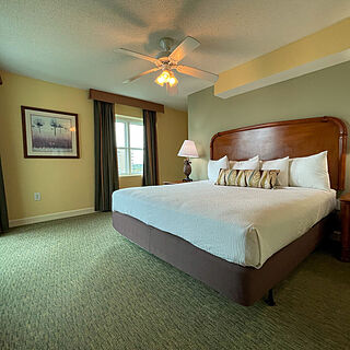 Horizon at 77th — Sample bedroom