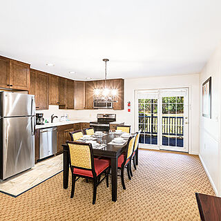 Vacation Village at Williamsburg — Sample kitchen