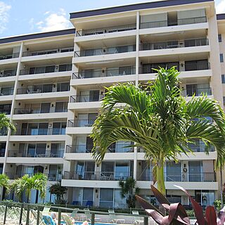 Hololani Resort — Hololani Exterior